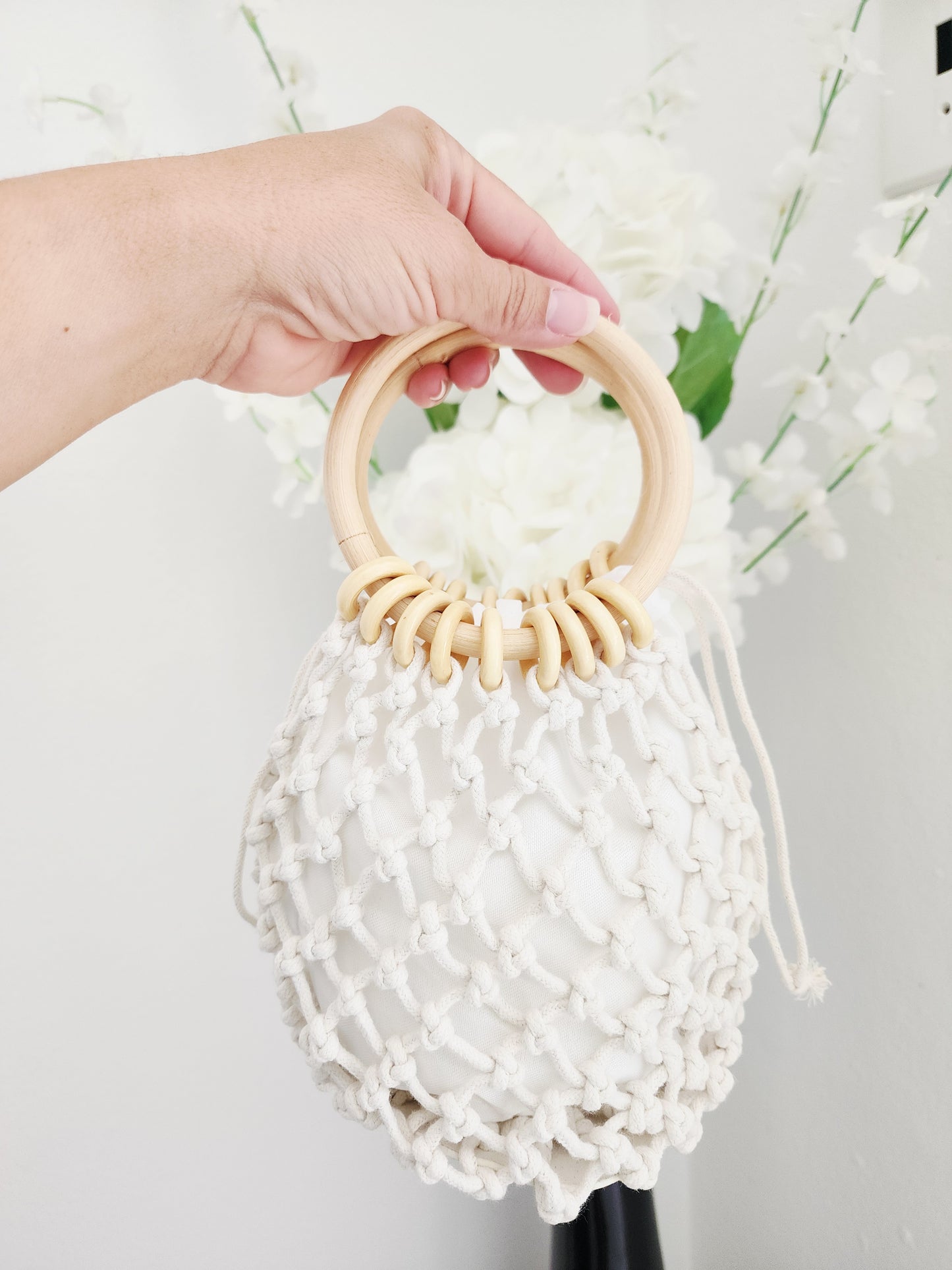 👜 Cartera “Encanto Natural” – Blanca o Crema 🤍✨