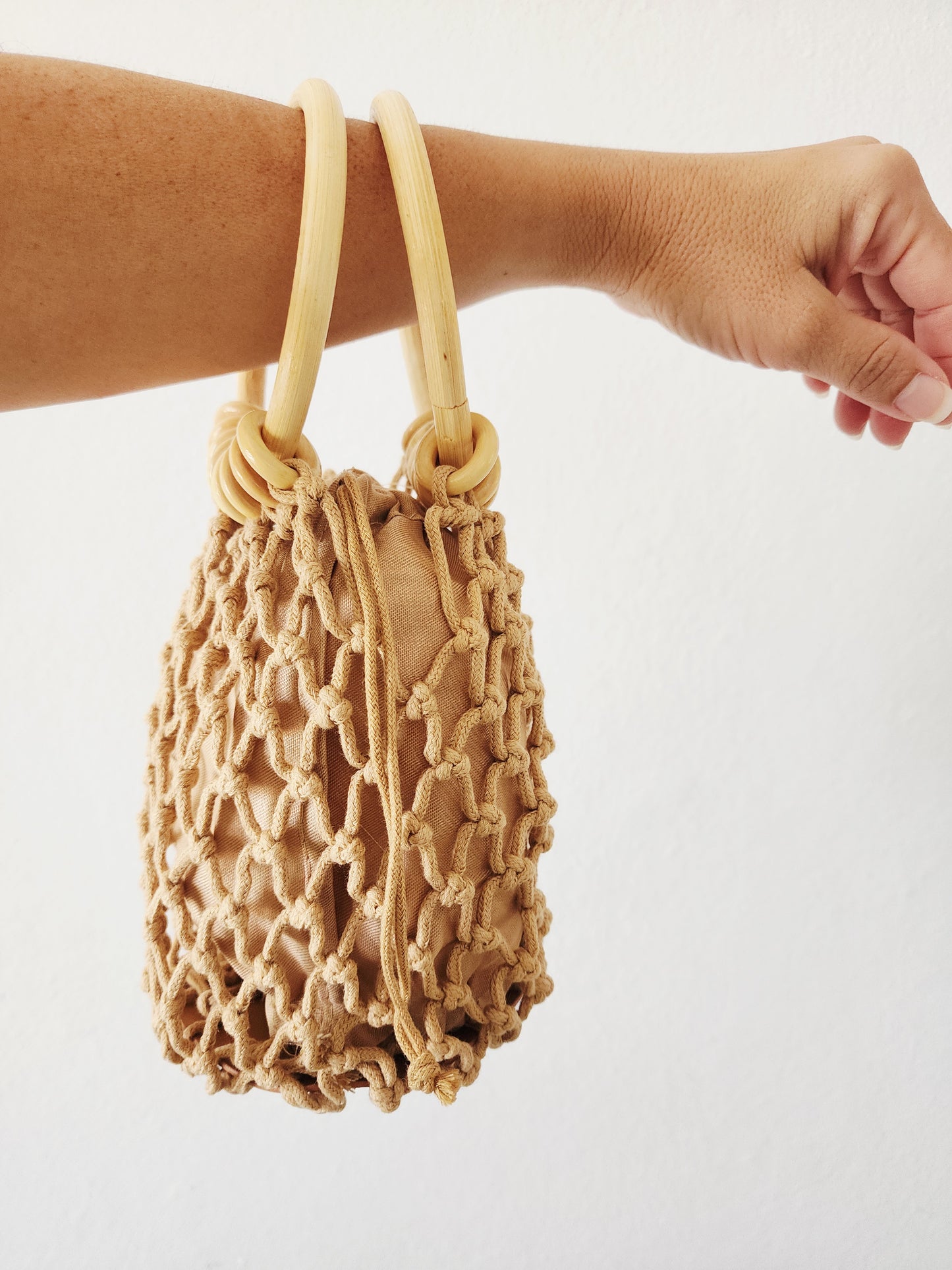👜 Cartera “Encanto Natural” – Blanca o Crema 🤍✨