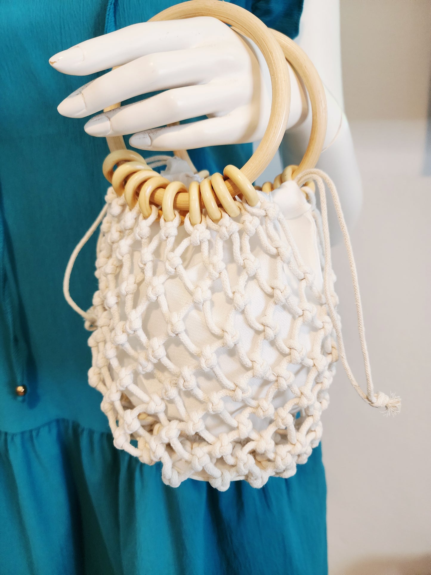 👜 Cartera “Encanto Natural” – Blanca o Crema 🤍✨