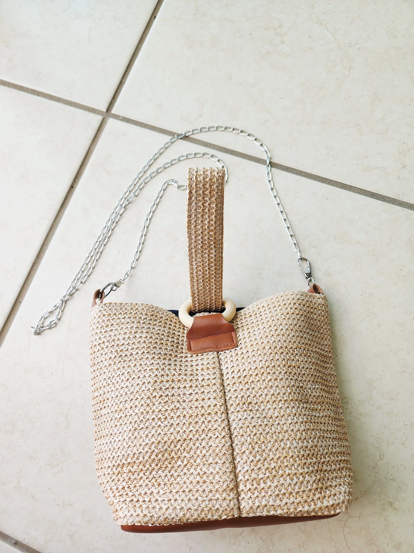 Cartera Tejida con Argolla – Versatilidad y Estilo 🌿