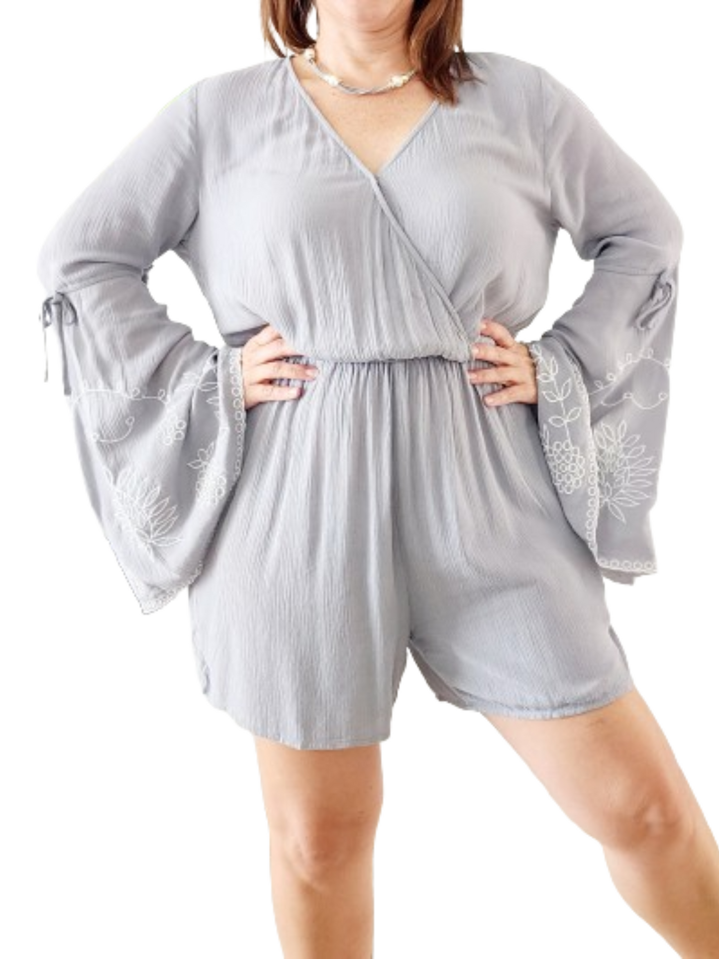 Romper Elegancia Serena – Gris Claro ✨