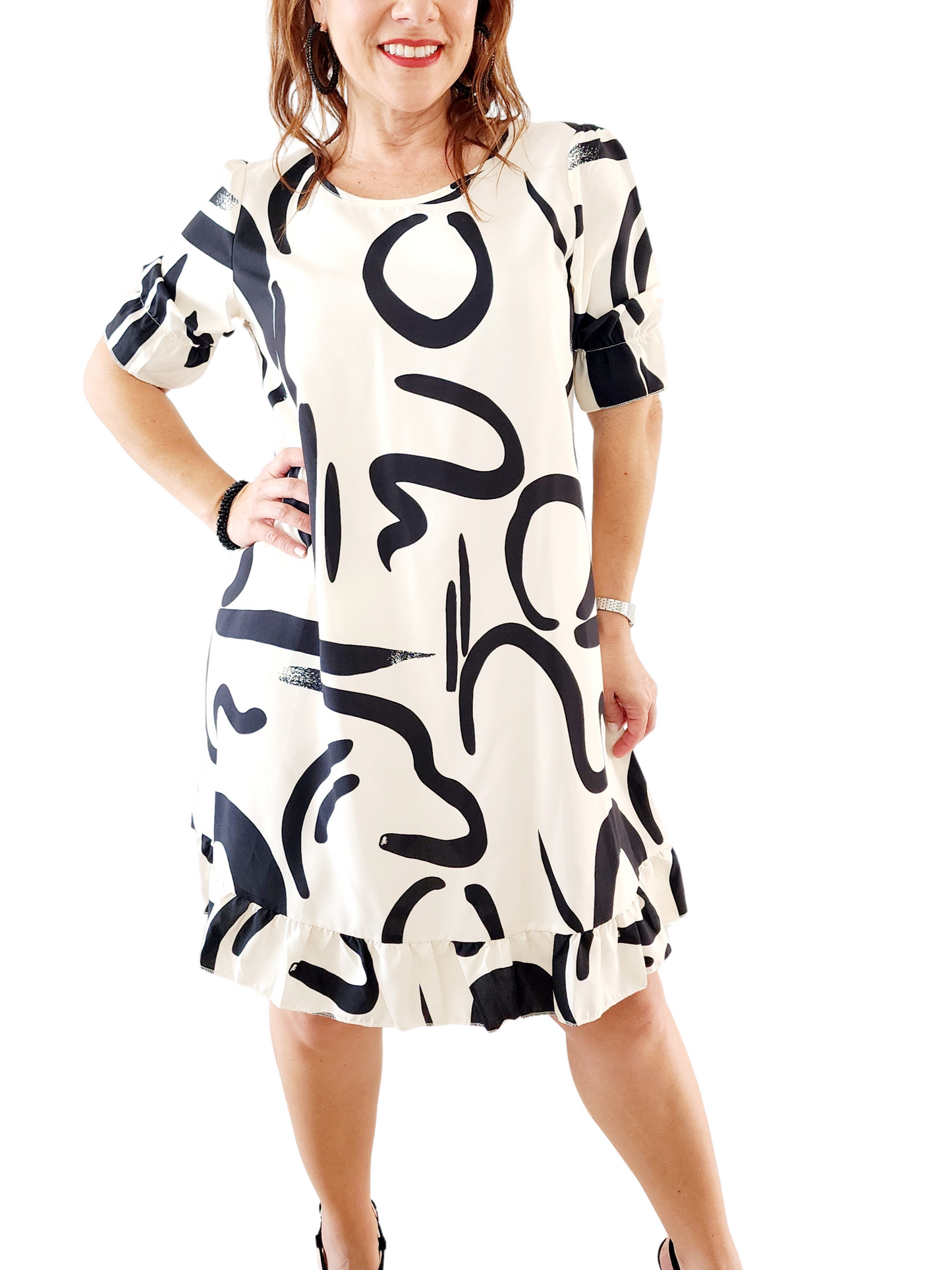🤍Vestido Blanco Hueso con Detalles Negros y Volante - Manga Corta 🖤