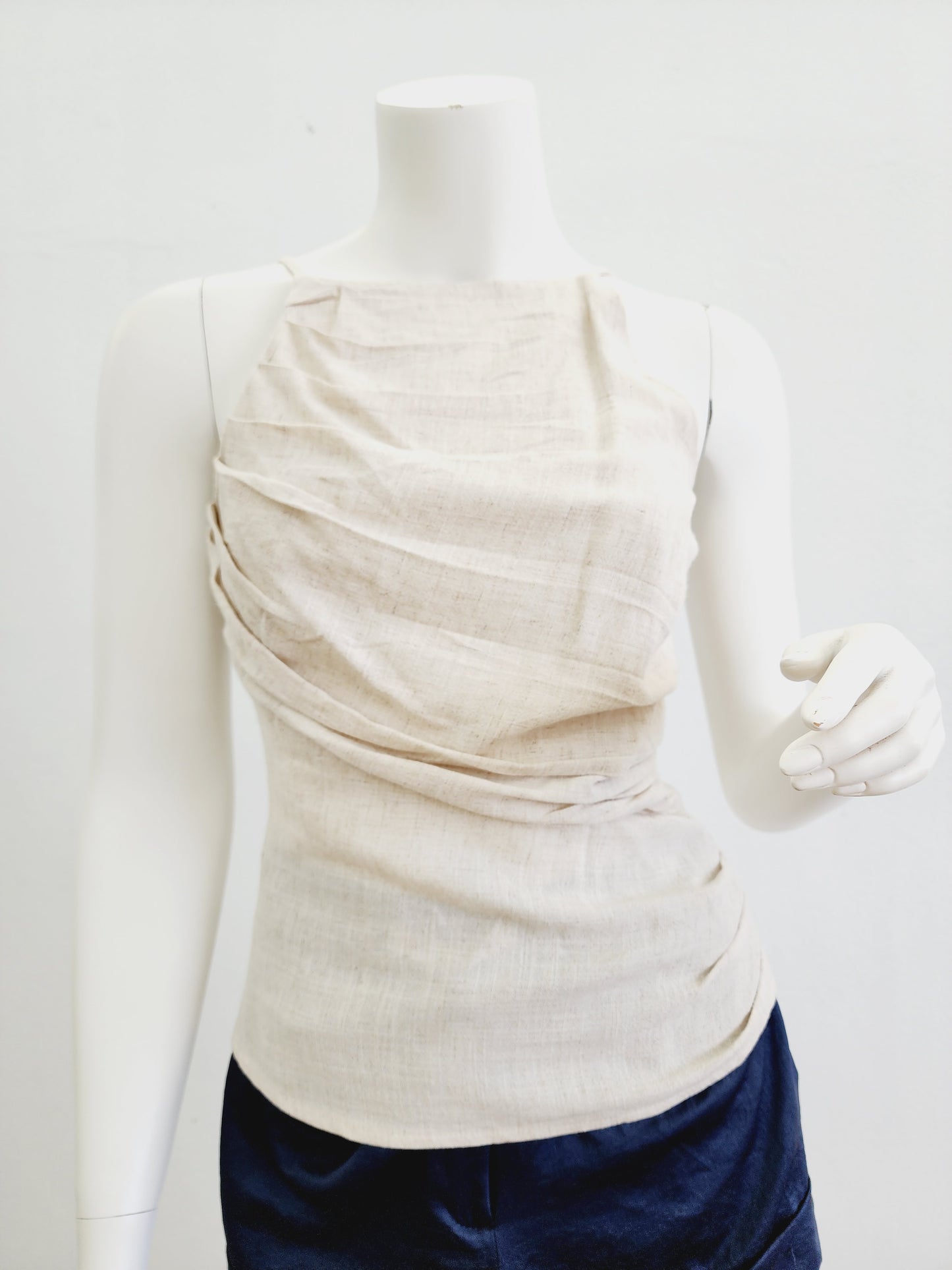 Oatmeal top with sleeves