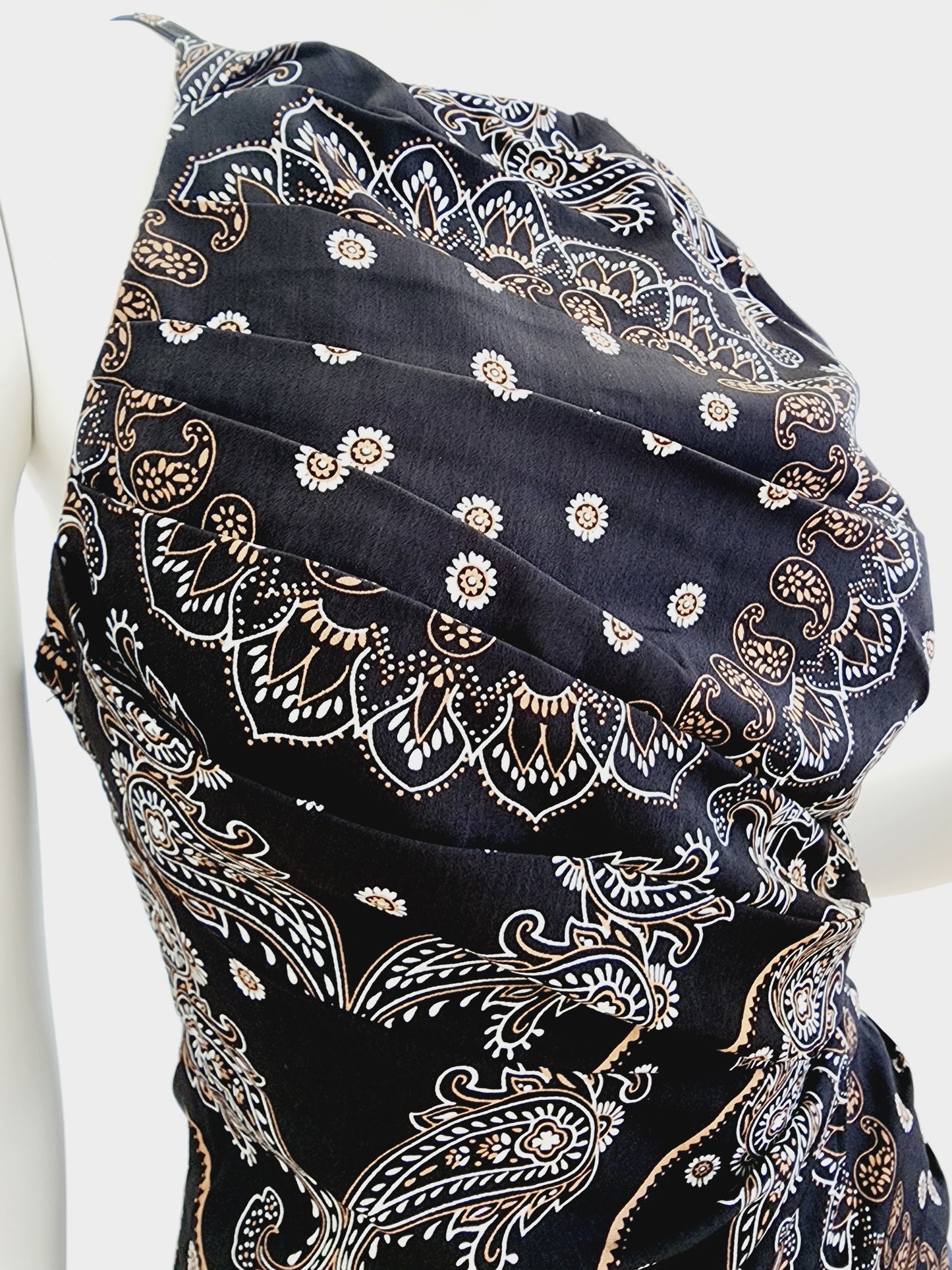 Slim Black Print Sleeve Top