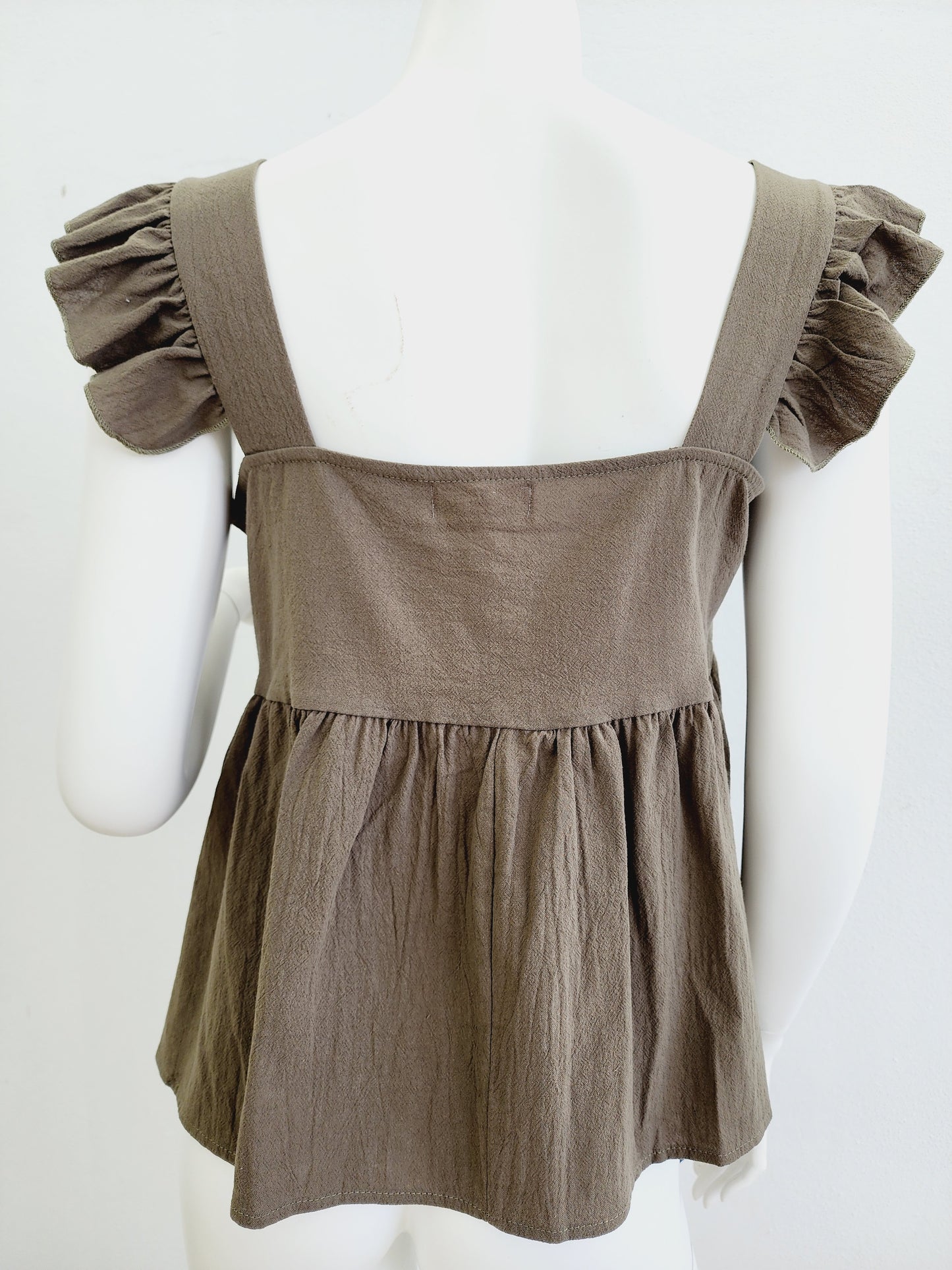 Olive wide angled square cut top