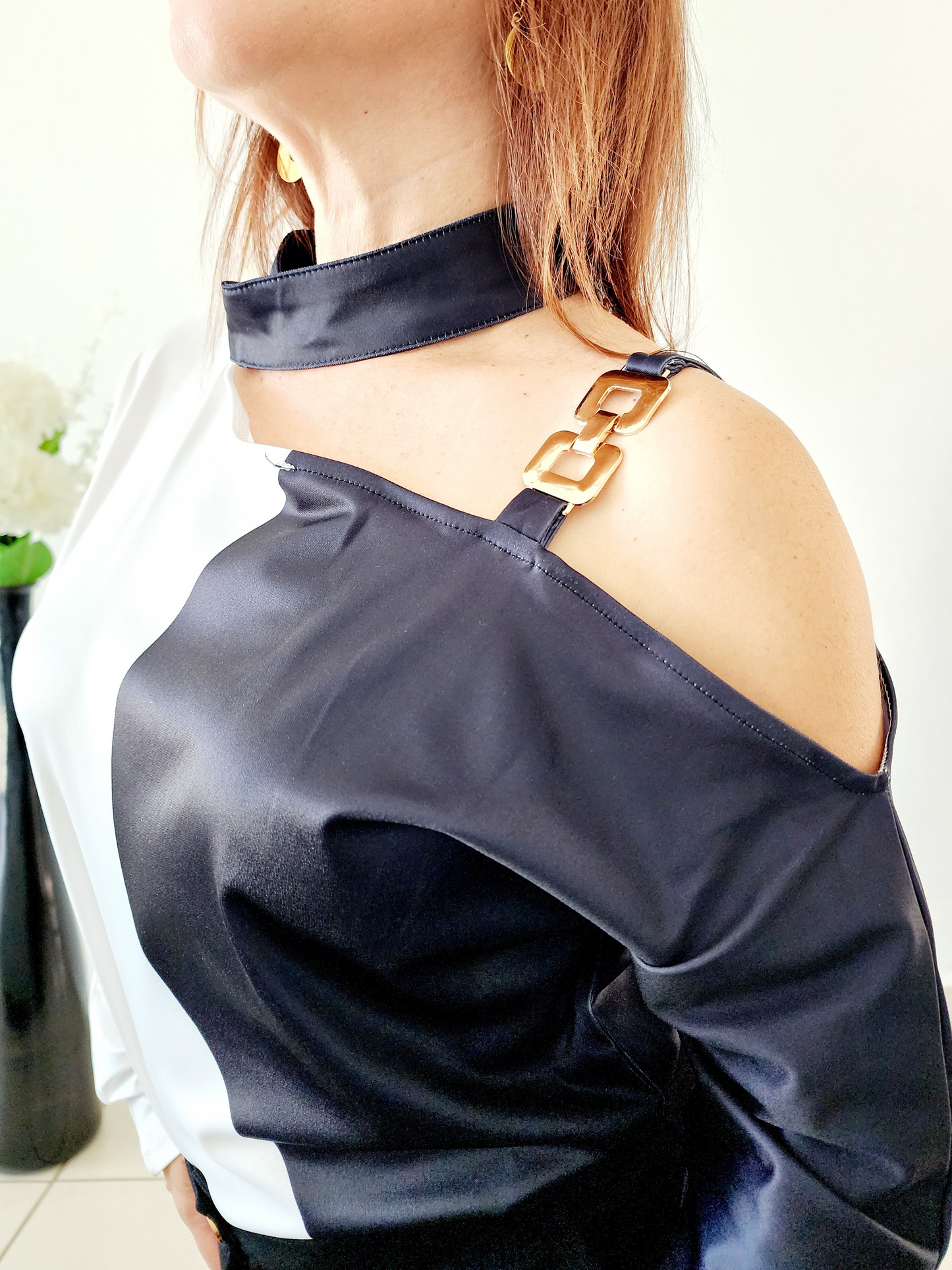 Dualidad Divina – Blusa Blanco & Negro 🖤🤍