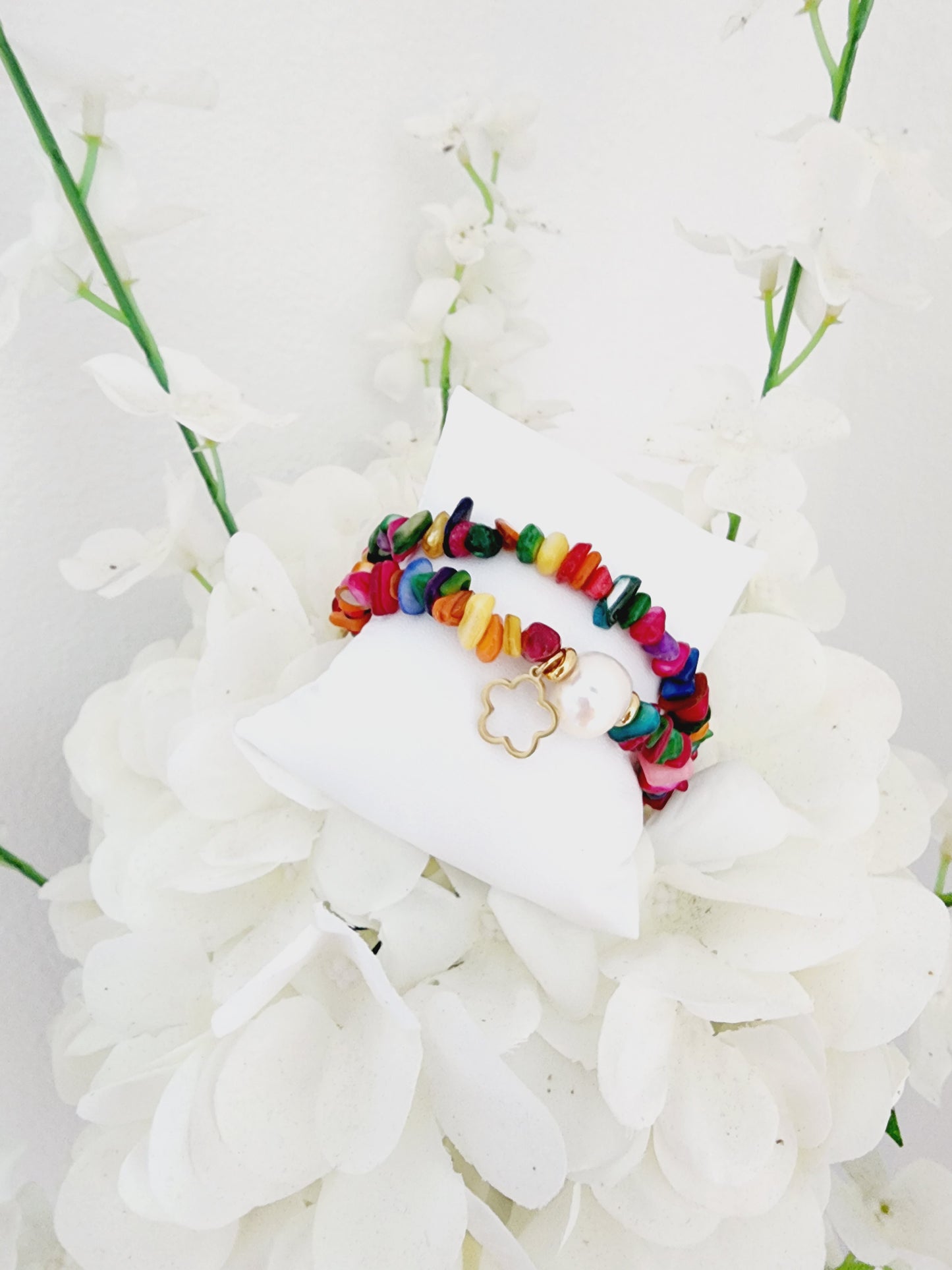 Multicolor mother-of-pearl necklace