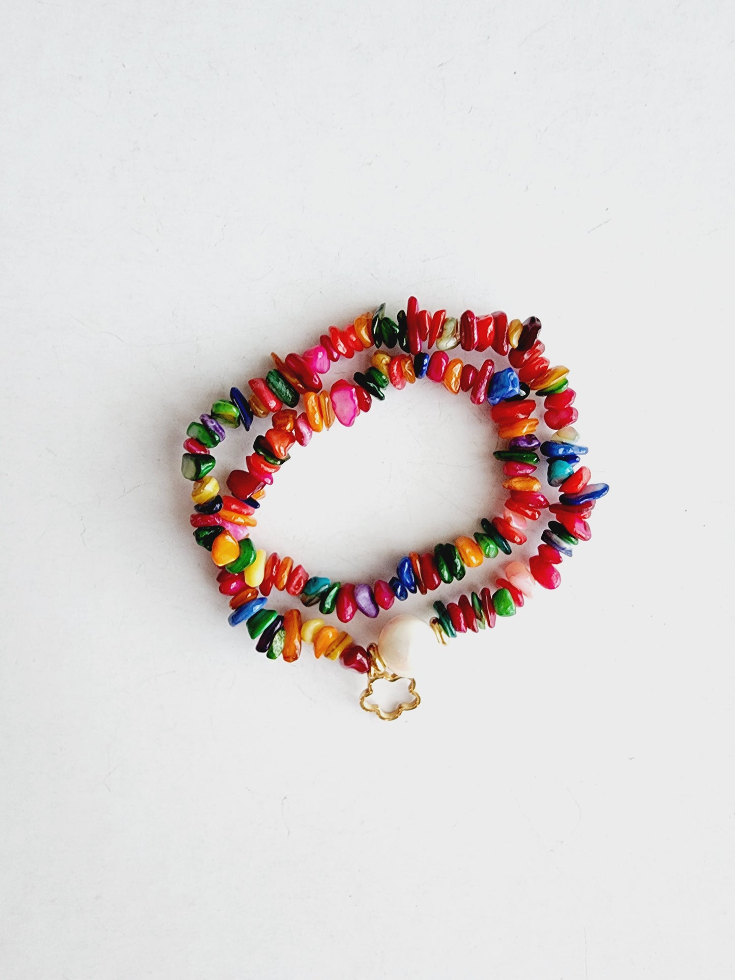 Multicolor mother-of-pearl necklace