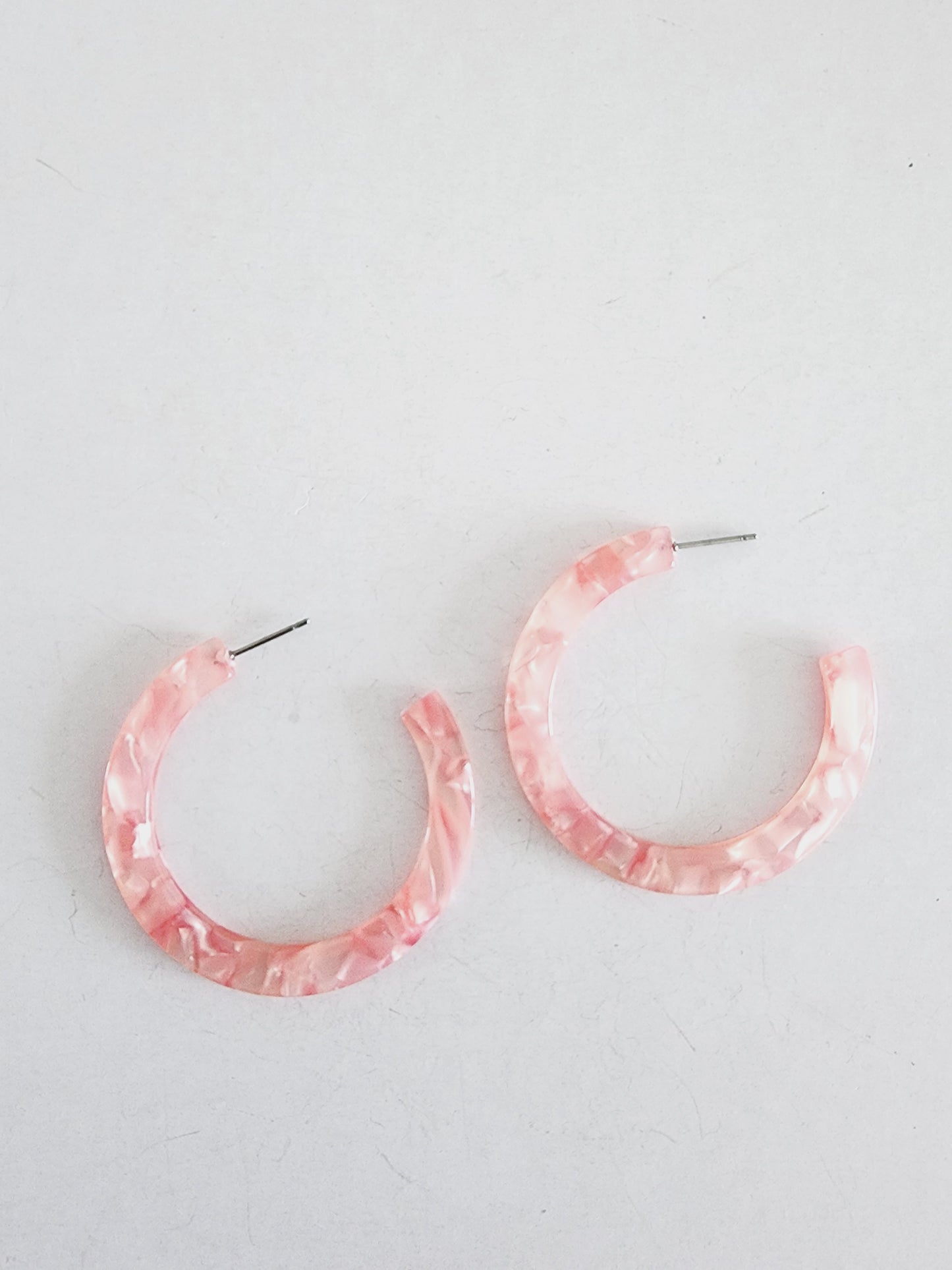 Open circle Earrings in Resin