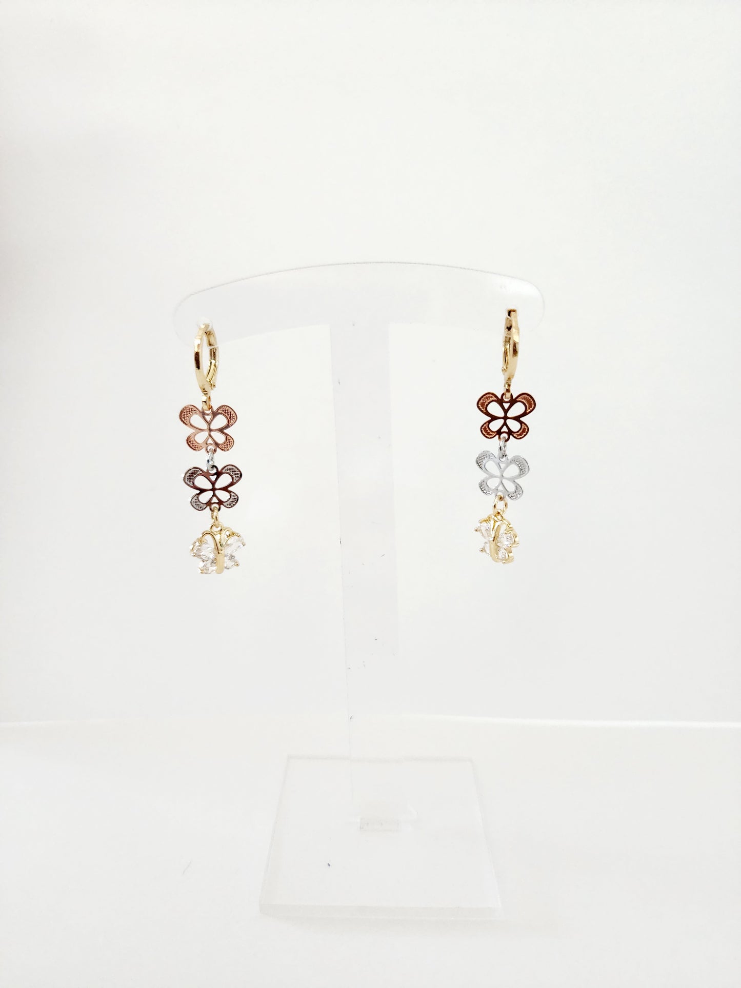 🦋 Pantallas Triple Esencia – Tres Mariposas en Oro, Plateado y Oro Rosado ✨