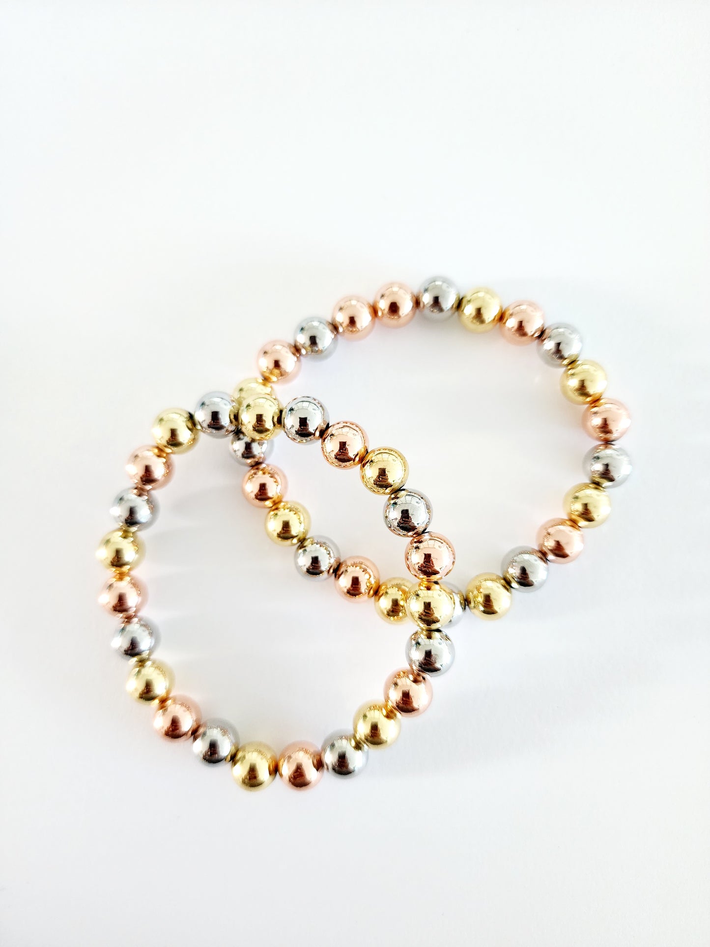 ✨ Pulsera Trio Glam – Bolas en Tres Tonos Elástica