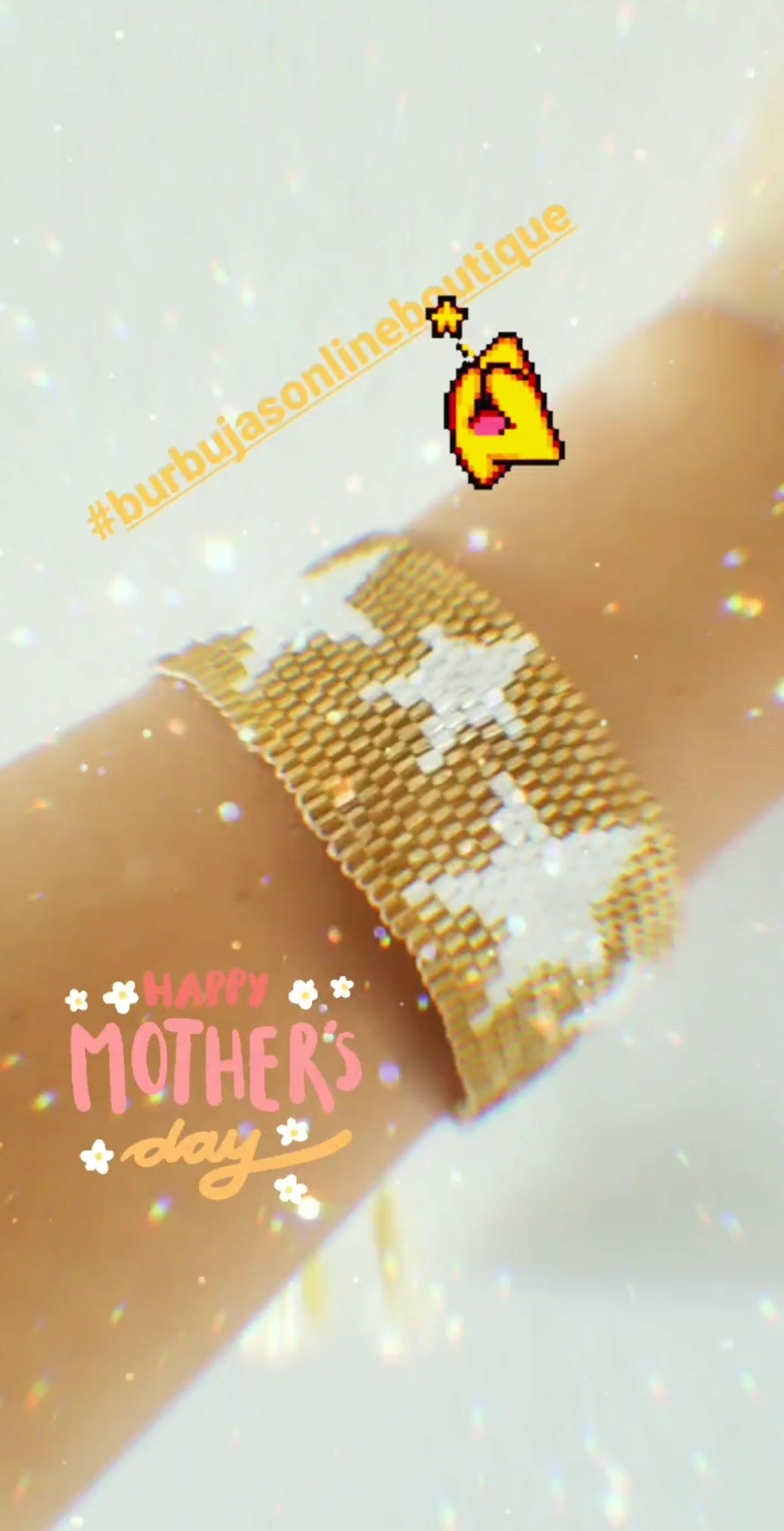 Wide golden bracelet with stars