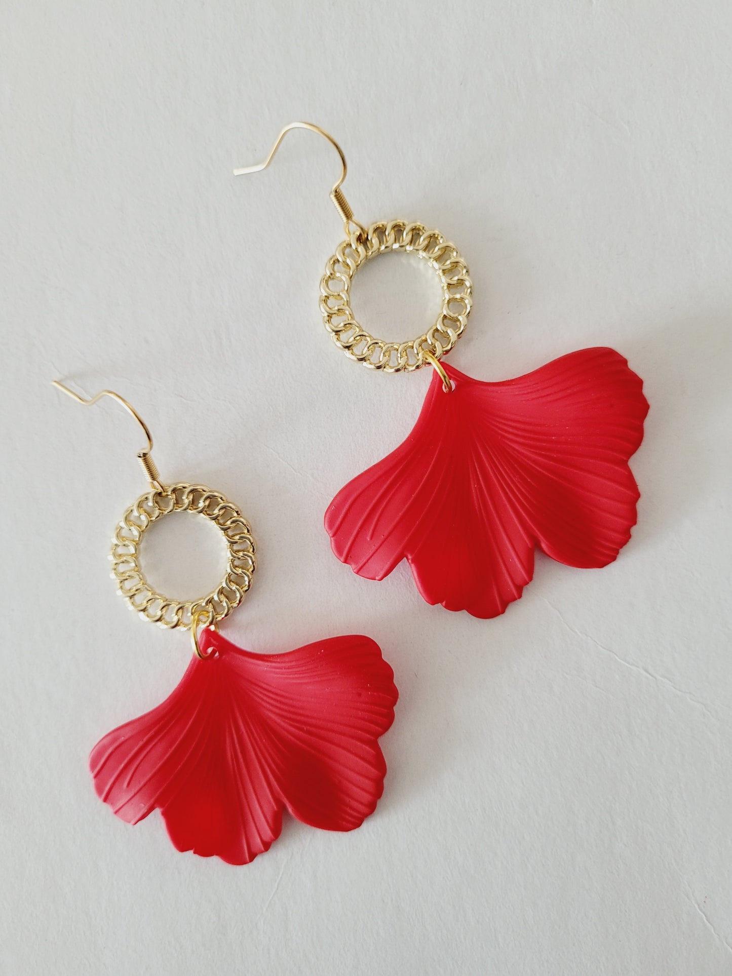Marine tail earring