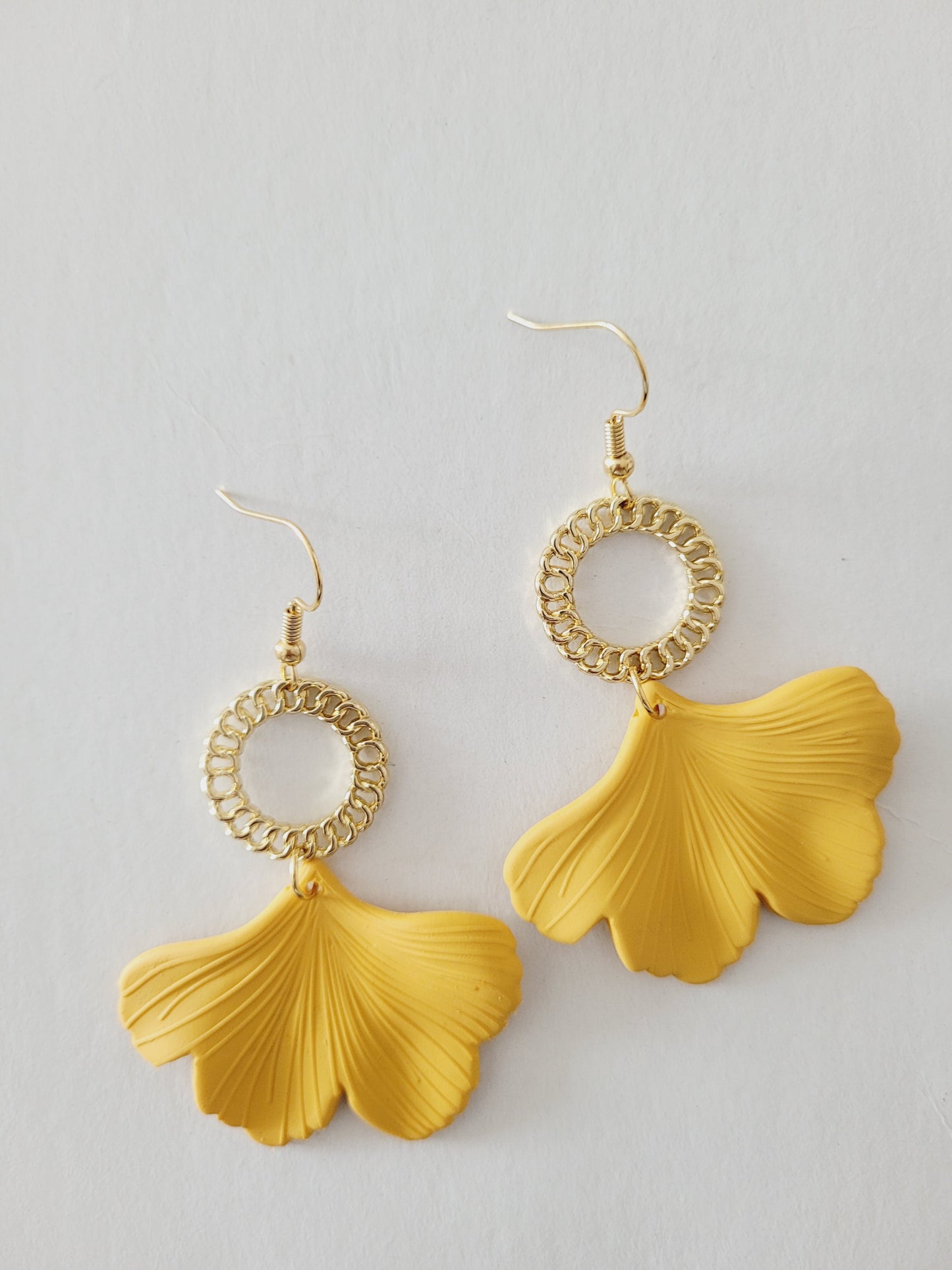 Marine tail earring