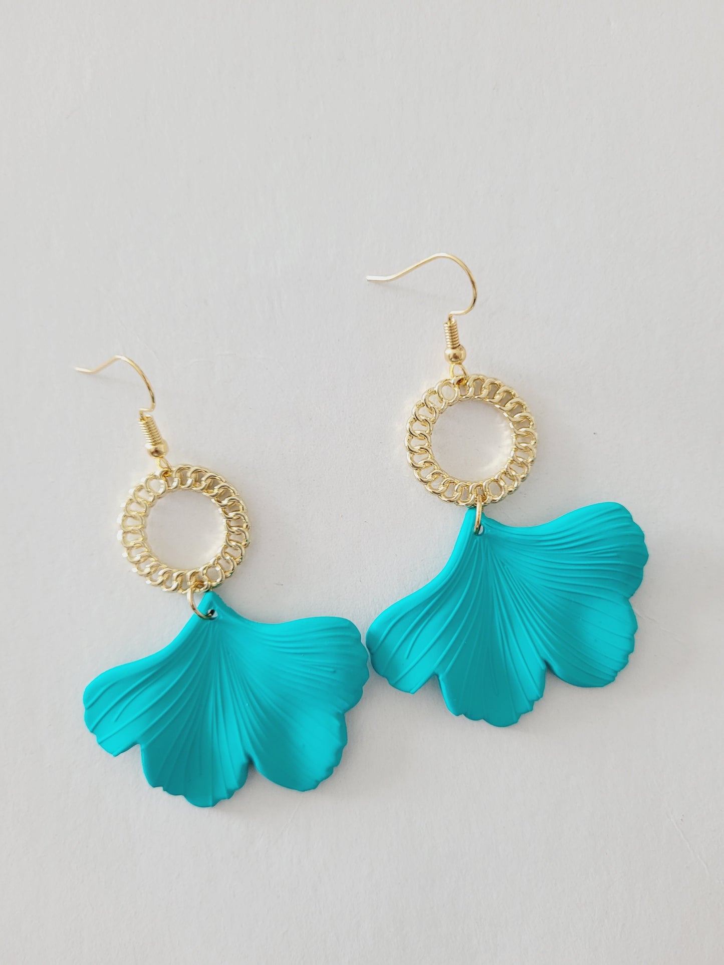 Marine tail earring