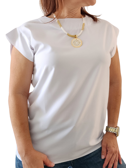 Esencia Pura – Camisa Blanca Clásica 🤍