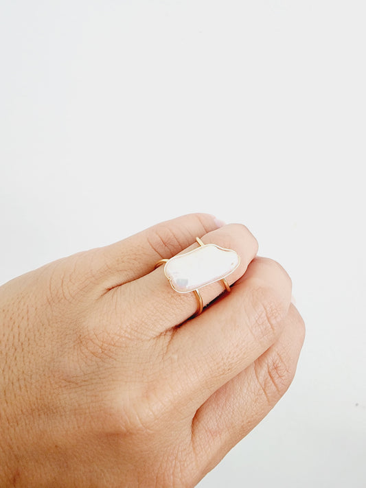 Adjustable pearl ring