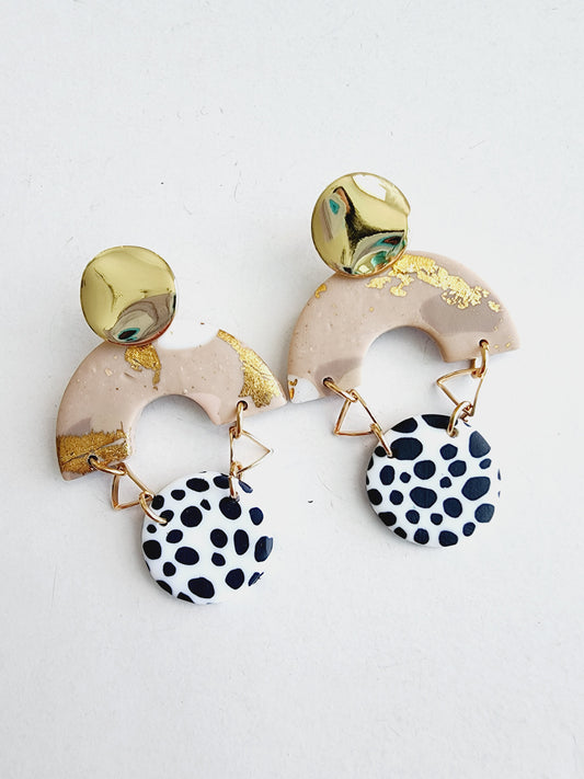 Delicate swing Earring
