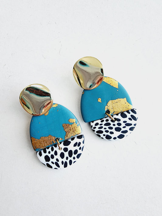 Old blue polymer and animal print earring